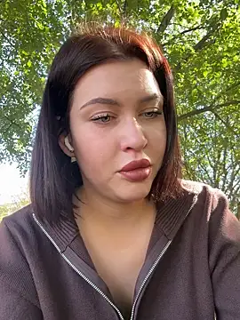 KikiWatson online show from 24, 9, 2025