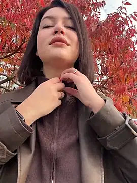 KikiWatson online show from 23, 10, 2025