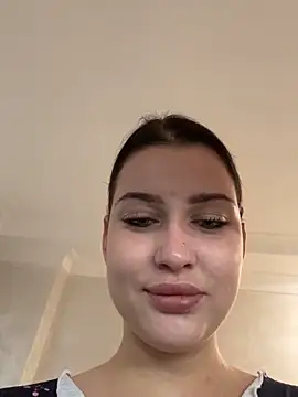 KikiWatson online show from 19, 12, 2025