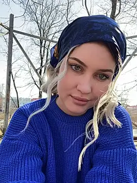 KikiWatson online show from 7, 3, 2025