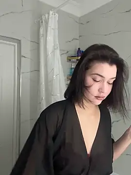 KikiWatson online show from 20, 12, 2025