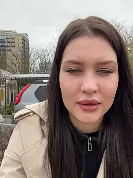 KikiWatson online show from 21, 3, 2025