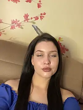 KikiWatson online show from 19, 3, 2025