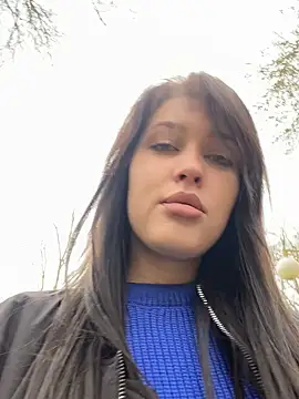 KikiWatson online show from 19, 3, 2025