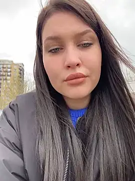 KikiWatson online show from 22, 3, 2025