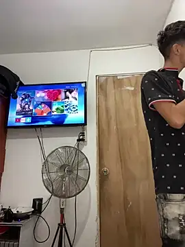 LatinBoysxxx online show from 21, 1, 2025