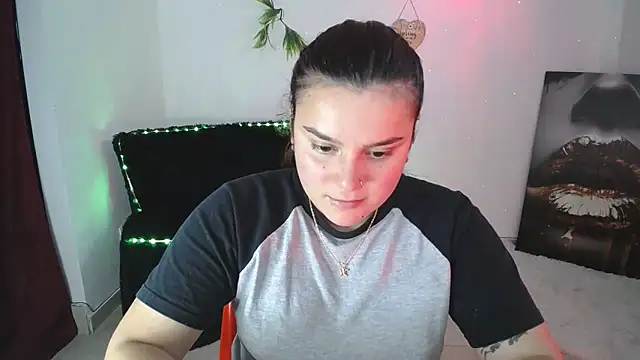 Nika 1  online show from 12, 2, 2025