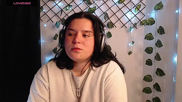Snapshot of Nika_1_ chatting on 8, 6, 2026 Nika 1 online show from 8, 6, 2026