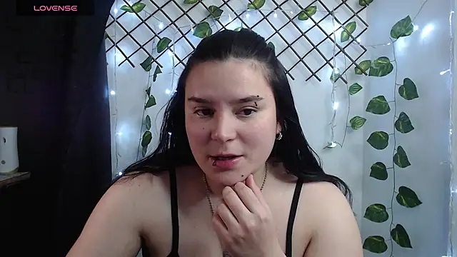 Snapshot of Nika_1_ chatting on 8, 7, 2026 Nika 1 online show from 8, 7, 2026