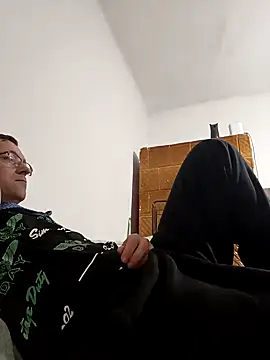 Escortfiuk online show from 5, 1, 2025