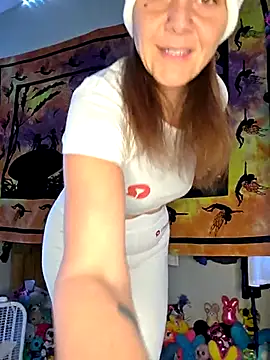 thatonespicychick online show from 2, 12, 2025