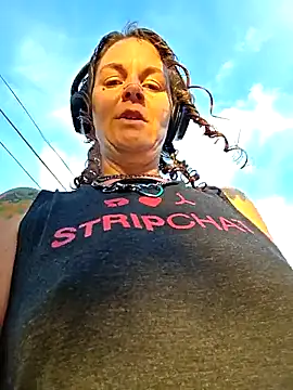 thatonespicychick online show from 20, 9, 2025