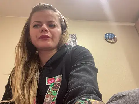 SkyAdelina241 online show from 15, 3, 2025