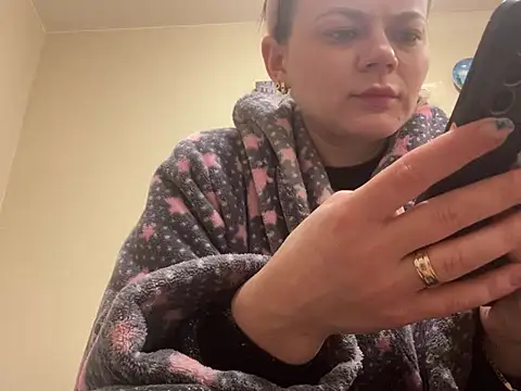 SkyAdelina241 online show from 3, 3, 2025