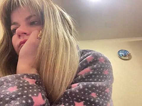 SkyAdelina241 online show from 20, 2, 2025