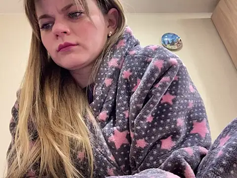 SkyAdelina241 online show from 1, 3, 2025