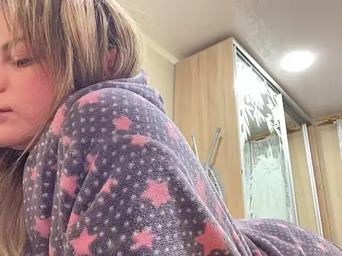 SkyAdelina241 online show from 3, 2, 2025