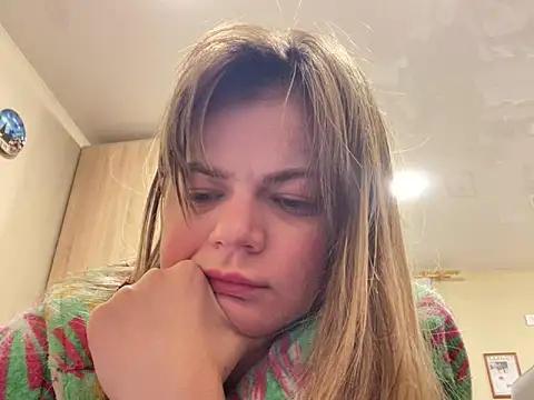 SkyAdelina241 online show from 3, 2, 2025