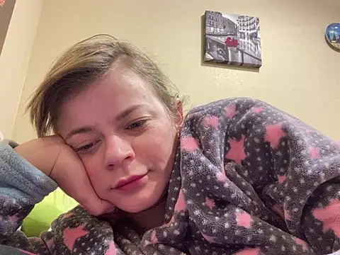 SkyAdelina241 online show from 22, 2, 2025