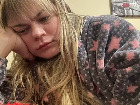 SkyAdelina241 online show from 27, 2, 2025