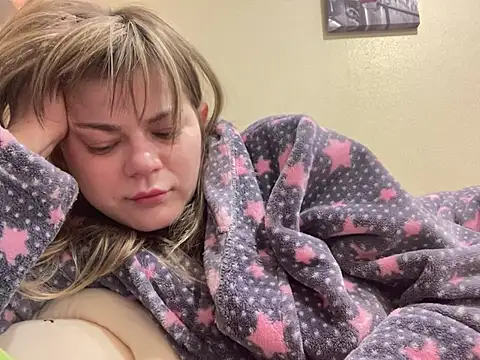 SkyAdelina241 online show from 15, 2, 2025