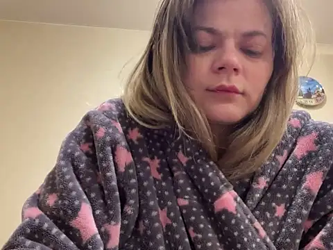 SkyAdelina241 online show from 3, 2, 2025