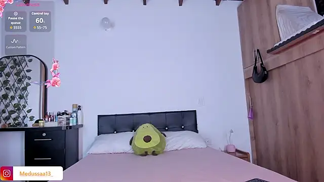 medussa13  online show from 18, 3, 2026