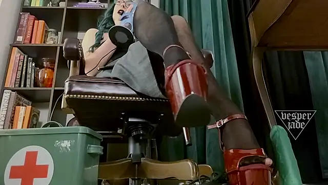 vesperjadex online show from 17, 2, 2025