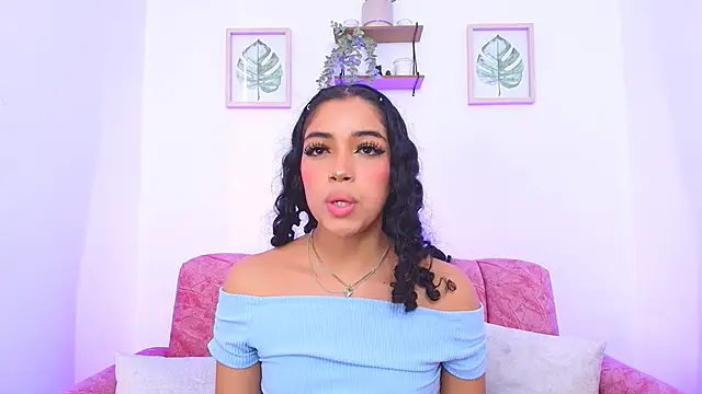 Sara Jhonson online show from 7, 2, 2025