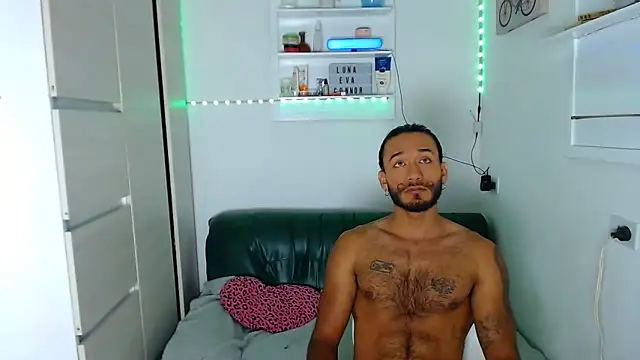  jhon connor  online show from 18, 5, 2026