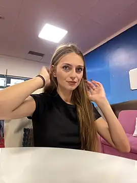 AdissonLane online show from 22, 9, 2025