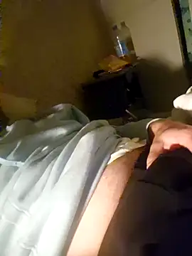 Snapshot of Landryyyyy chatting on 16, 10, 2025 Landryyyyy online show from 16, 10, 2025