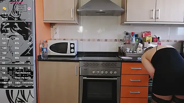 JennyCoquine online show from 9, 2, 2026