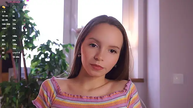 AlodiaHamblett online show from 31, 10, 2025