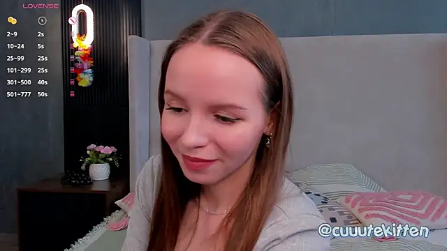 AlodiaHamblett online show from 4, 10, 2025