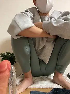 AiRiii online show from 24, 10, 2025