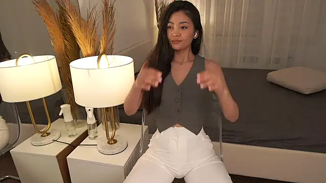 Peopleneedlove144 online show from 5, 4, 2026