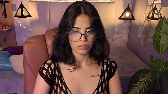 AlessiaVal  online show from 13, 1, 2026