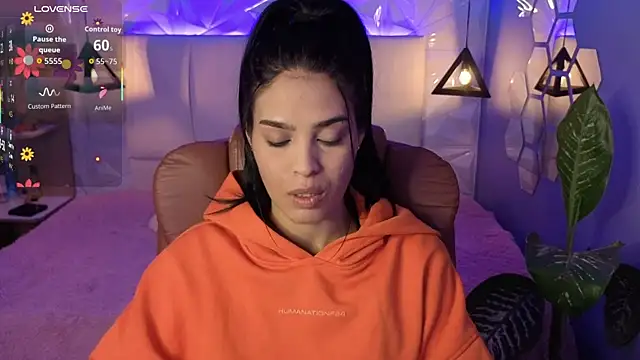 AlessiaVal  online show from 6, 1, 2026