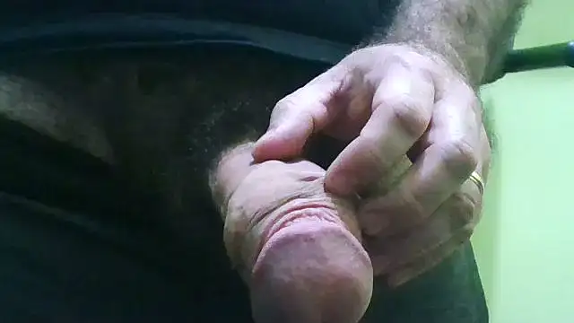 loganwolverine02 online show from 28, 11, 2025