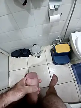 loganwolverine02 online show from 24, 11, 2025