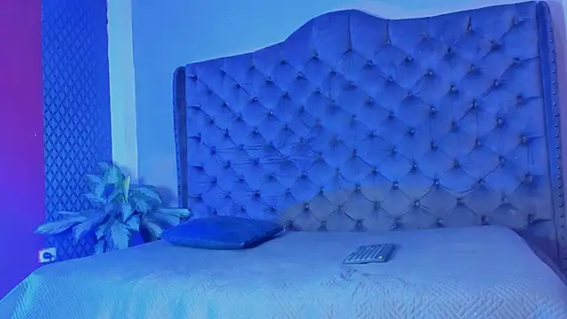 Snapshot of yulianademond66 chatting on 19, 2, 2025 yulianademond66 online show from 19, 2, 2025