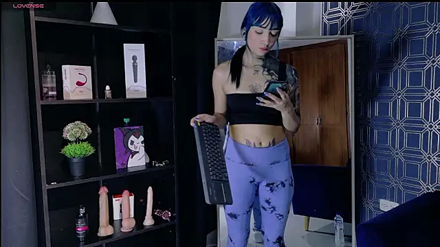 yulianademond66 online show from 4, 3, 2026