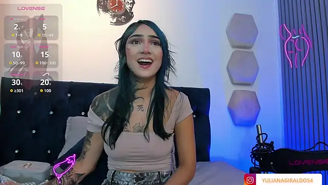 Snapshot of yulianademond66 chatting on 13, 6, 2026 yulianademond66 online show from 13, 6, 2026