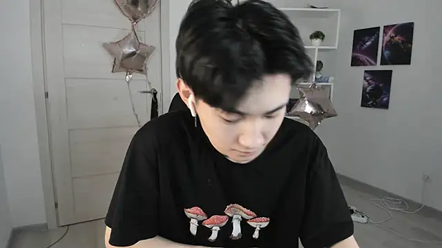 Miram Yu online show from 22, 1, 2025