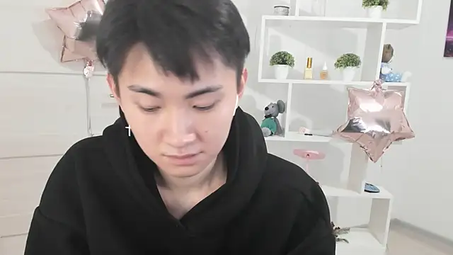 Miram Yu online show from 11, 12, 2024