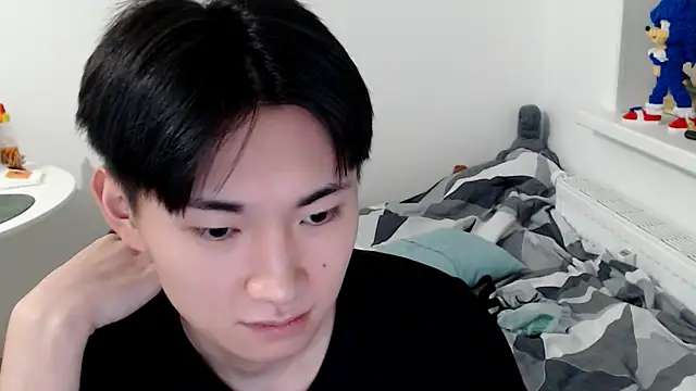 Miram Yu online show from 13, 10, 2025