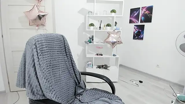 Miram Yu online show from 12, 3, 2025