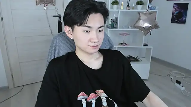 Miram Yu online show from 25, 1, 2025