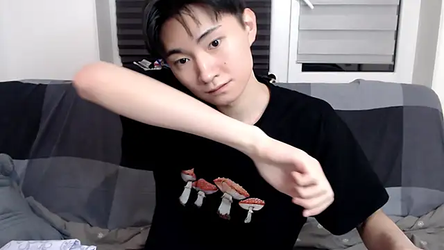 Miram Yu online show from 18, 1, 2025